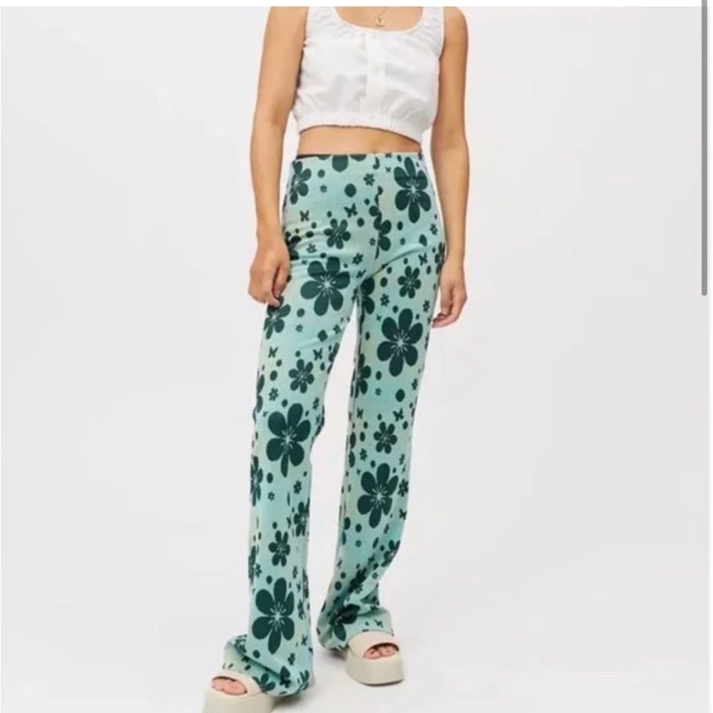 Urban Outfitters Bryn Floral Power Retro Soft Flare Pants Size Large - Picture 3 of 10